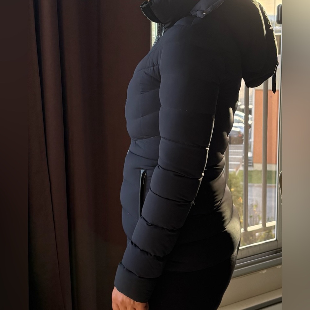 Mackage Navy Puffer Jacket xsmall 90% goose feather - Picture 4 of 17